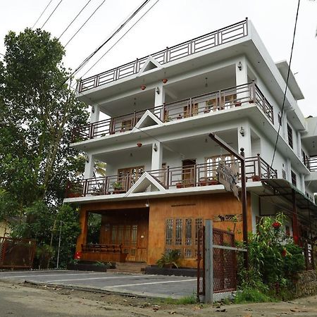 Bed and Breakfast Periyar Woods Thekkady Exterior foto